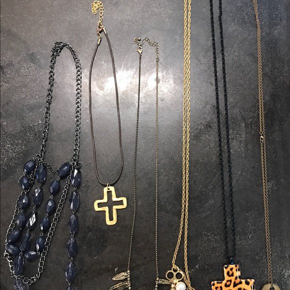 JEWELRY BEAUTIFUL LIKE NEW TO SELL- SELLING CHEAP - Picture 5 of 8