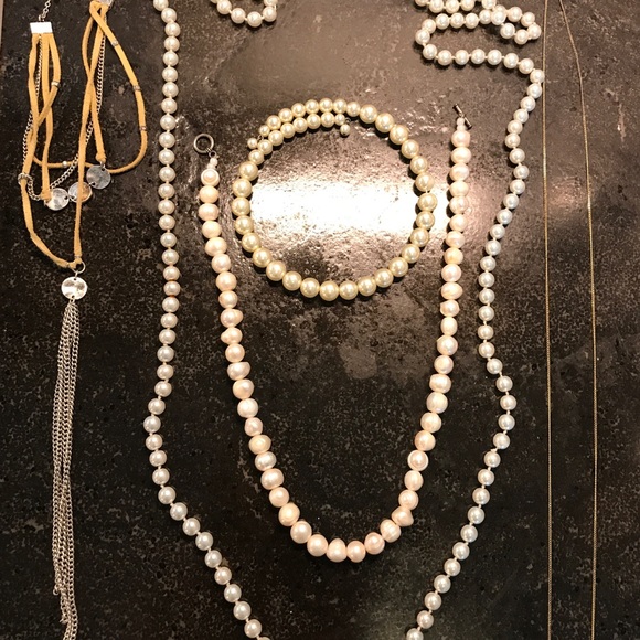 JEWELRY BEAUTIFUL LIKE NEW TO SELL- SELLING CHEAP - Picture 7 of 8