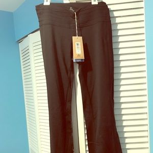 BRAND NEW Prana yoga/workout pants!