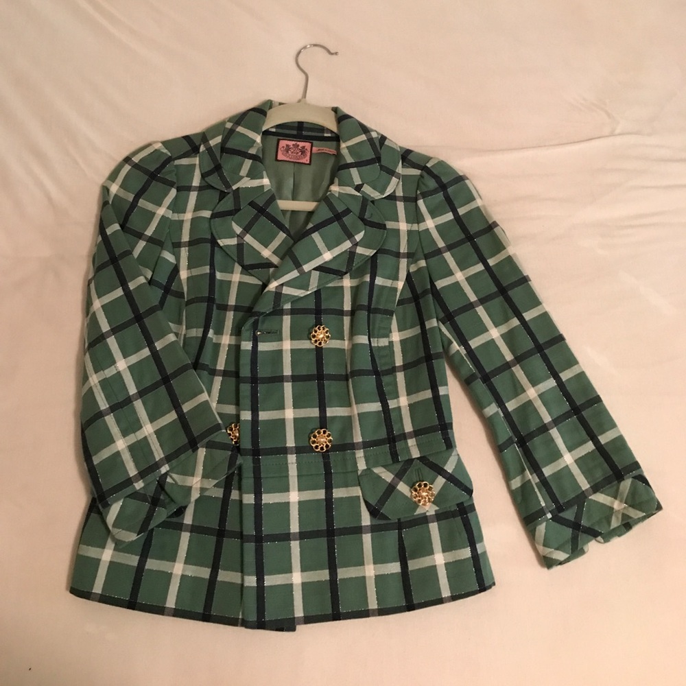 Adorable Juicy Couture blazer w gold button detail