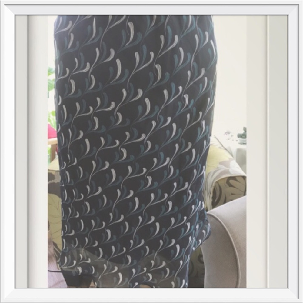 Lovely Printed Design Skirt