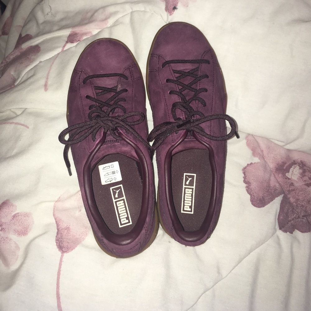 Suede Puma sneakers