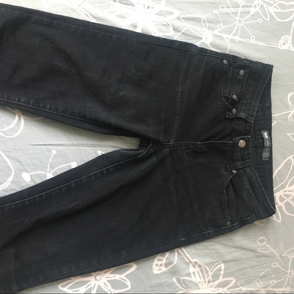 Levi mid rise skinny  jeans