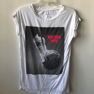 American Eagle graphic tee