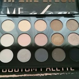 MAC in the flesh palette