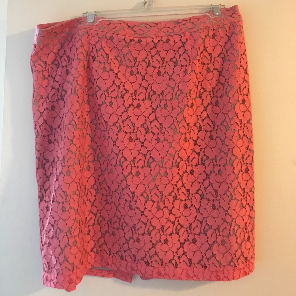 Pink lace skirt for work with nude underlay.