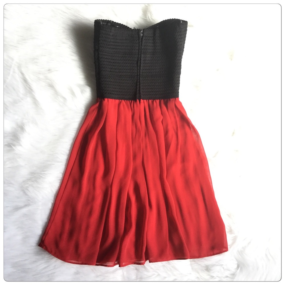 Striped Black and Red Mini Dress - Picture 3 of 4