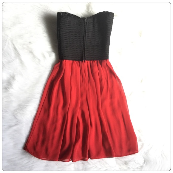 Striped Black and Red Mini Dress - Picture 3 of 4