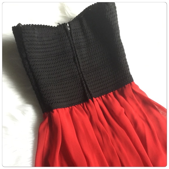 Striped Black and Red Mini Dress - Picture 4 of 4