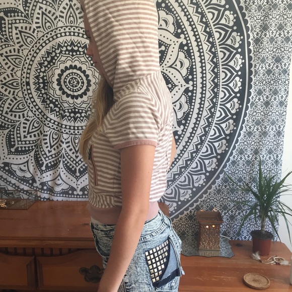 Volcom Cropped Hoodie - Picture 4 of 6