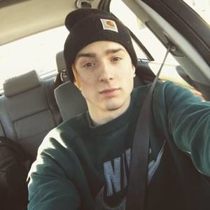 Meet your Posher, Dylan