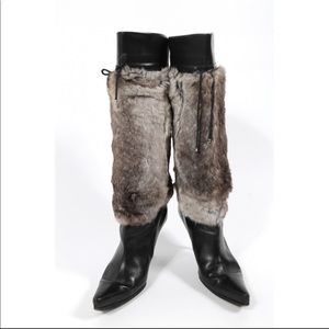 D & G SZ 38.5 LEATHER FUR BOOTS