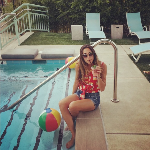 Meet your Posher, Marina - Picture 5 of 5