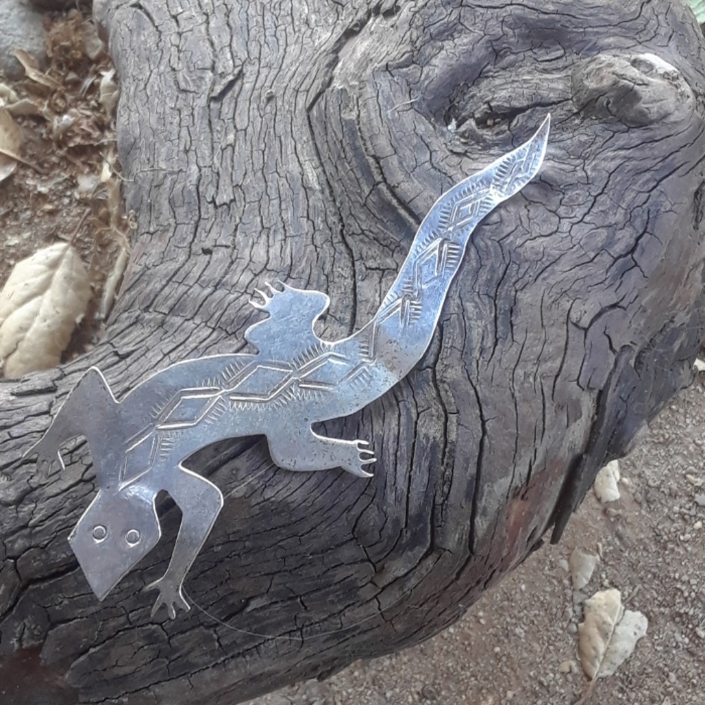 Brooch - Picture 3 of 6