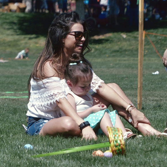 Meet your Posher, Monica - Picture 2 of 2