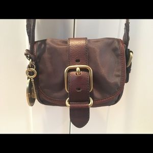 Fossil satchel