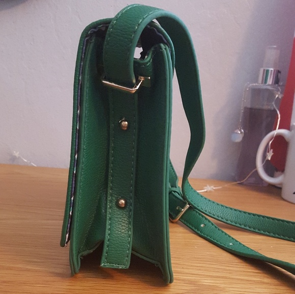 Forever 21 Green Crossbody NWOT - Picture 5 of 6