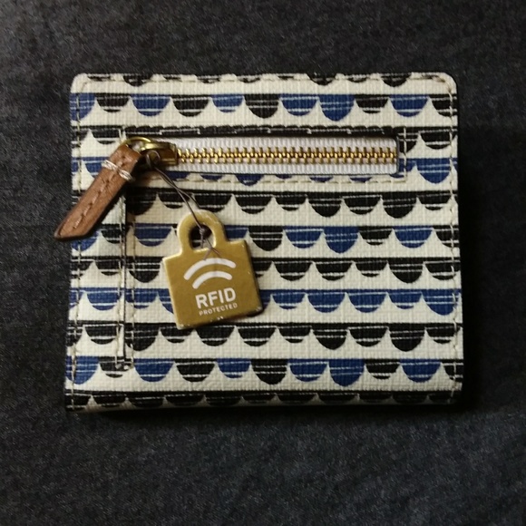 Fossil Mini Emma RFID Wallet - NWT - Picture 3 of 7