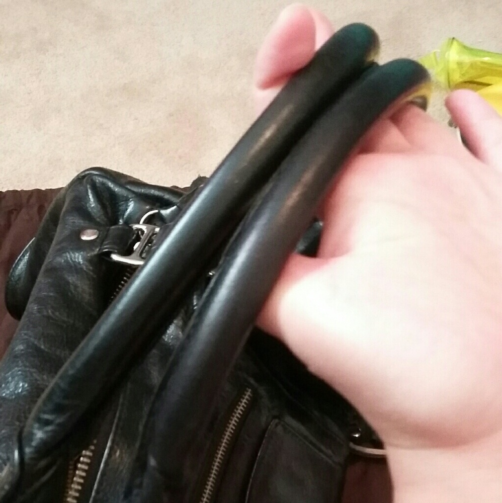 RM additional photos handles