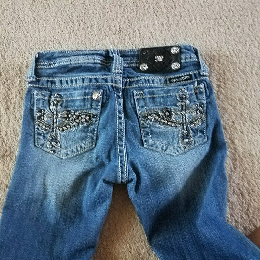 Miss me stretch jeans fits like 24/0