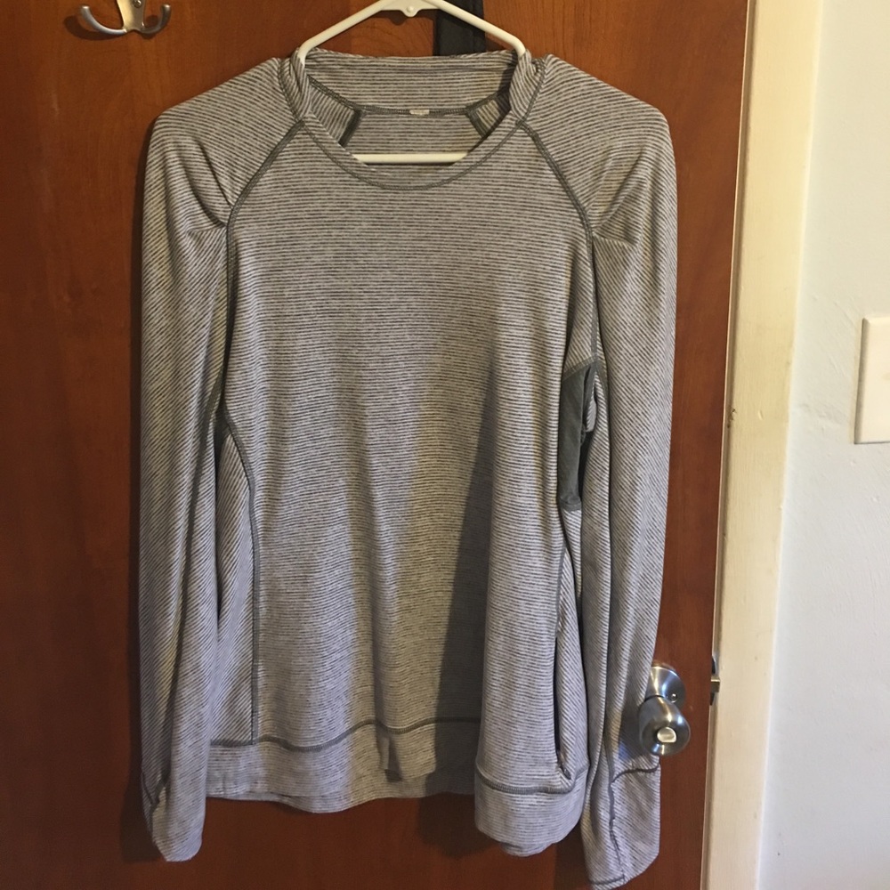 Long sleeve workout top