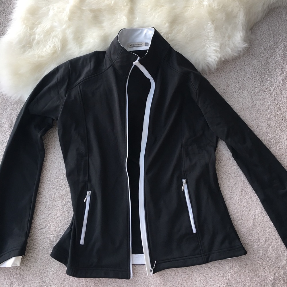 Golf jacket black and white
