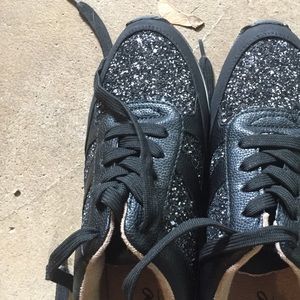 Mossimo black glittery sneakers size 8 1/2