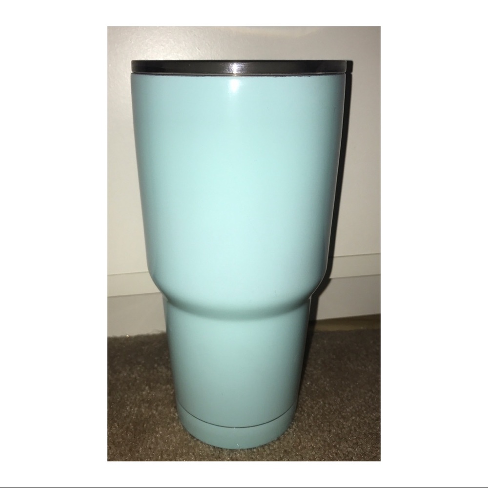 Blue tumbler cup