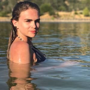 Meet your Posher, Roberta