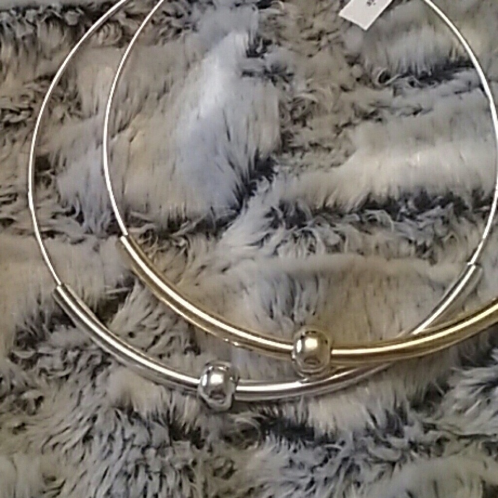 NWT Silver or Gold Colored Ball Choker