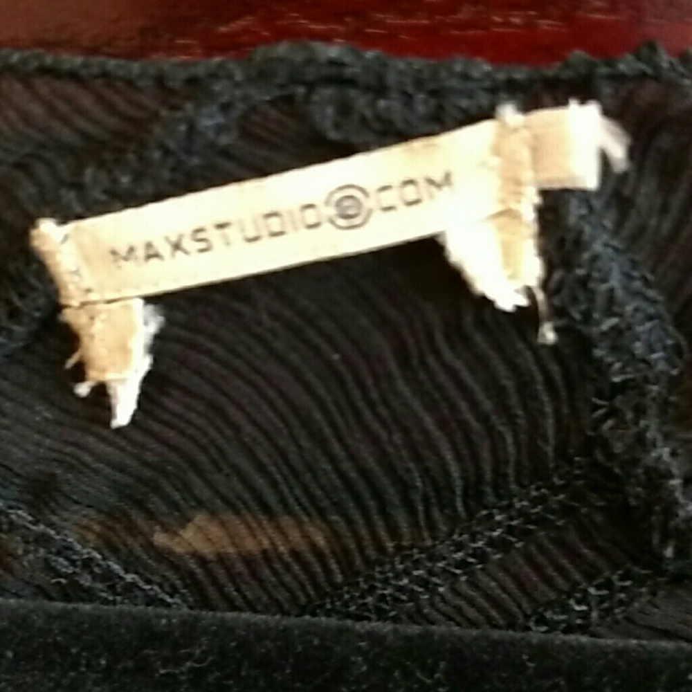 Max studio top - Picture 5 of 5