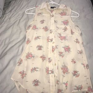 Pretty floral tank