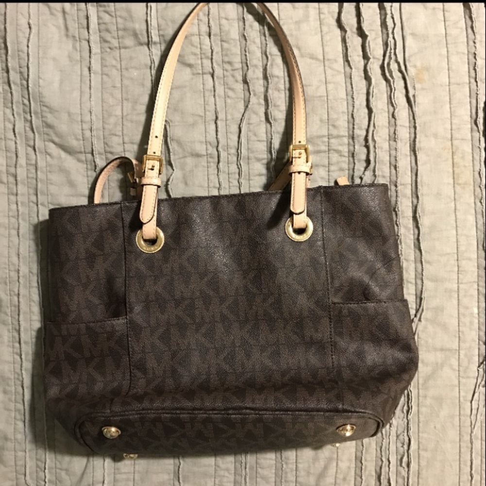 Michael Kors Jet Set Tote