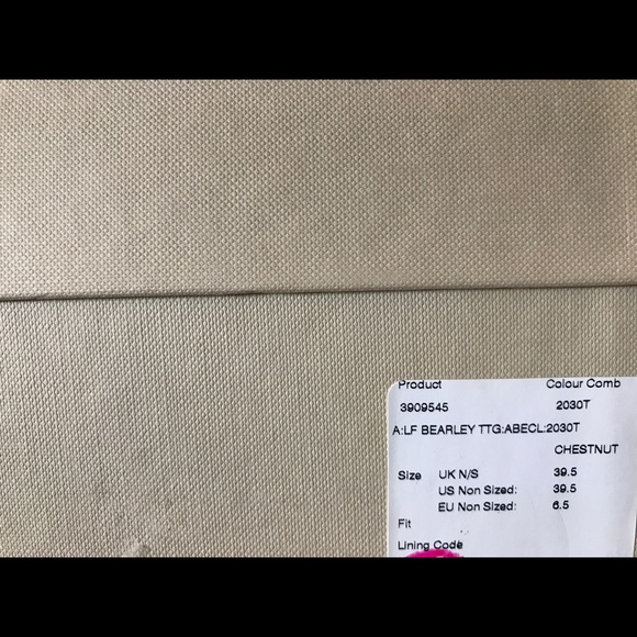 Burberry flats - Picture 3 of 4