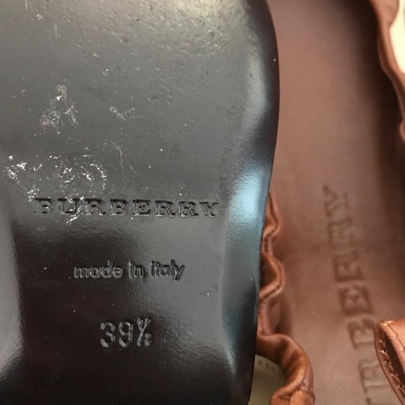 Burberry flats - Picture 4 of 4