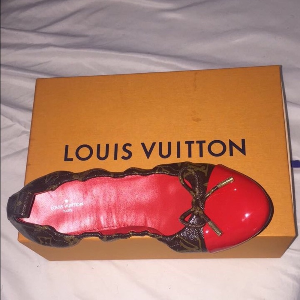 Louis Vuitton "Flirty Ballerina" Flats