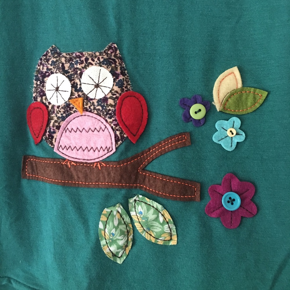 Owl appliqué scarf
