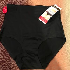 Marilyn Monroe shaping briefs