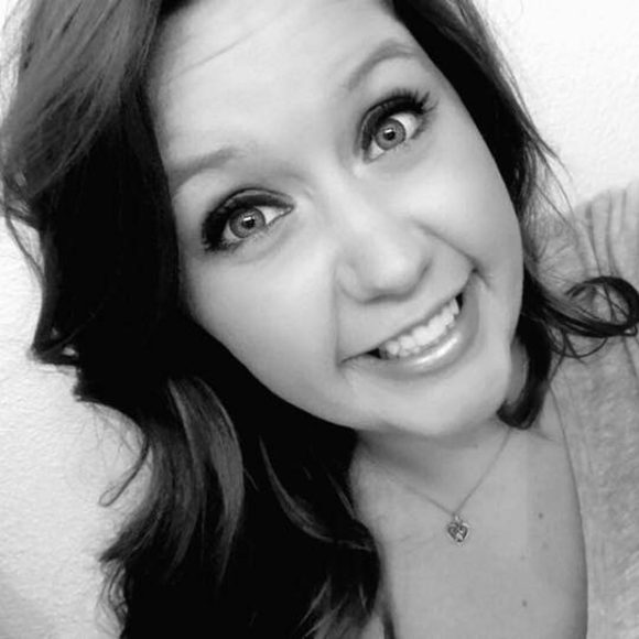 Meet your Posher, Stacy - Picture 1 of 1