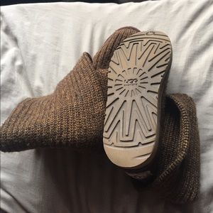 Brown Knit Uggs
