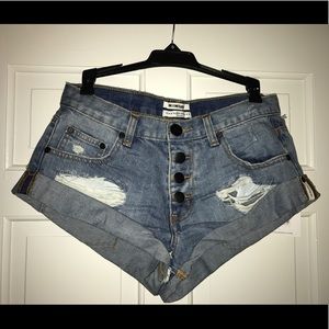 One Teaspoon denim jean shorts size 26