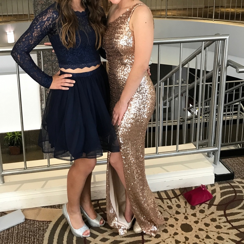 Prom dress - Picture 5 of 5