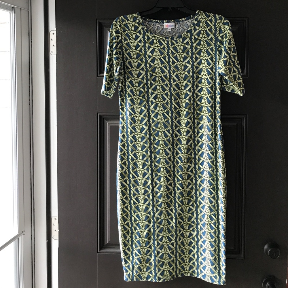 LuLaRoe Julia dress