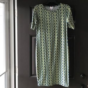 LuLaRoe Julia dress