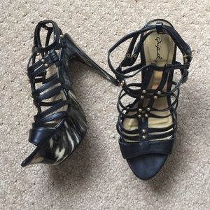 Size 9, 4 inch heels