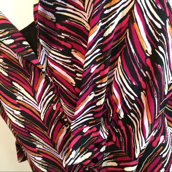 Herringbone Print Button Down Shirt Size 2X - Picture 2 of 4