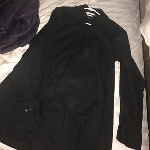 Black Vanheusen classic fit dress shirt