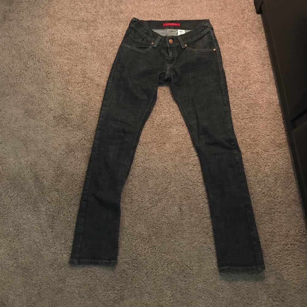 Black Levi's Jeans