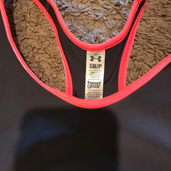 Under Armour sports bra - Picture 2 of 3