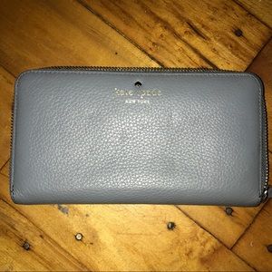 Gray Kate Spade Wallet. Gently used